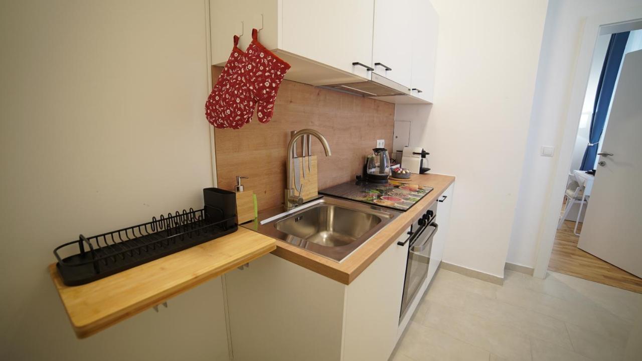Malixa - Apartment In The Heart Of Vienna Next To Metro Luaran gambar