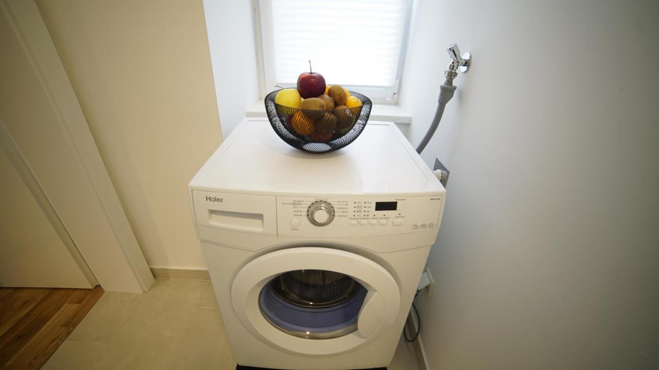 Malixa - Apartment In The Heart Of Vienna Next To Metro Luaran gambar