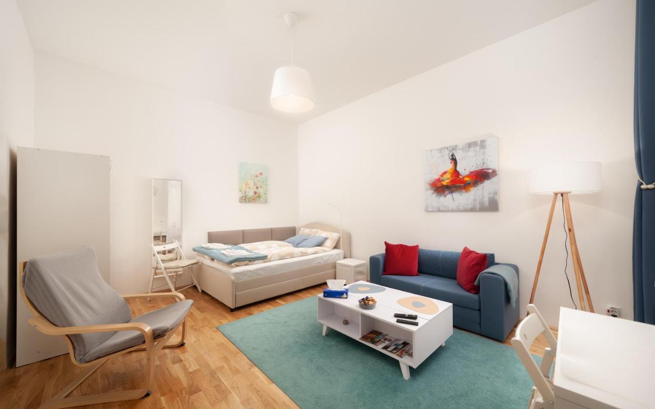 Malixa - Apartment In The Heart Of Vienna Next To Metro Luaran gambar
