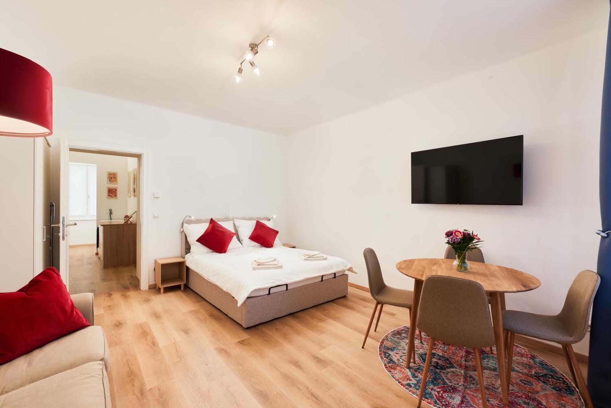 Malixa - Apartment In The Heart Of Vienna Next To Metro Luaran gambar