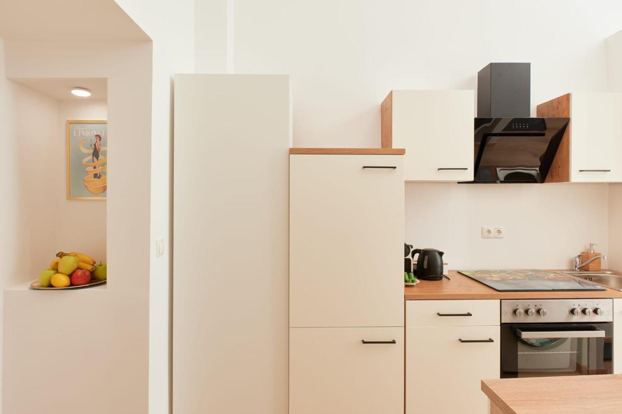 Malixa - Apartment In The Heart Of Vienna Next To Metro Luaran gambar