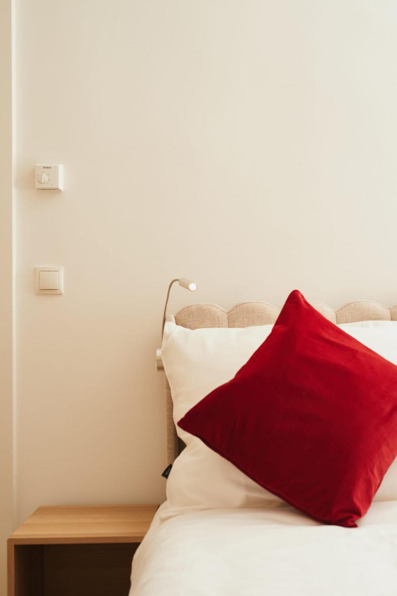 Malixa - Apartment In The Heart Of Vienna Next To Metro Luaran gambar