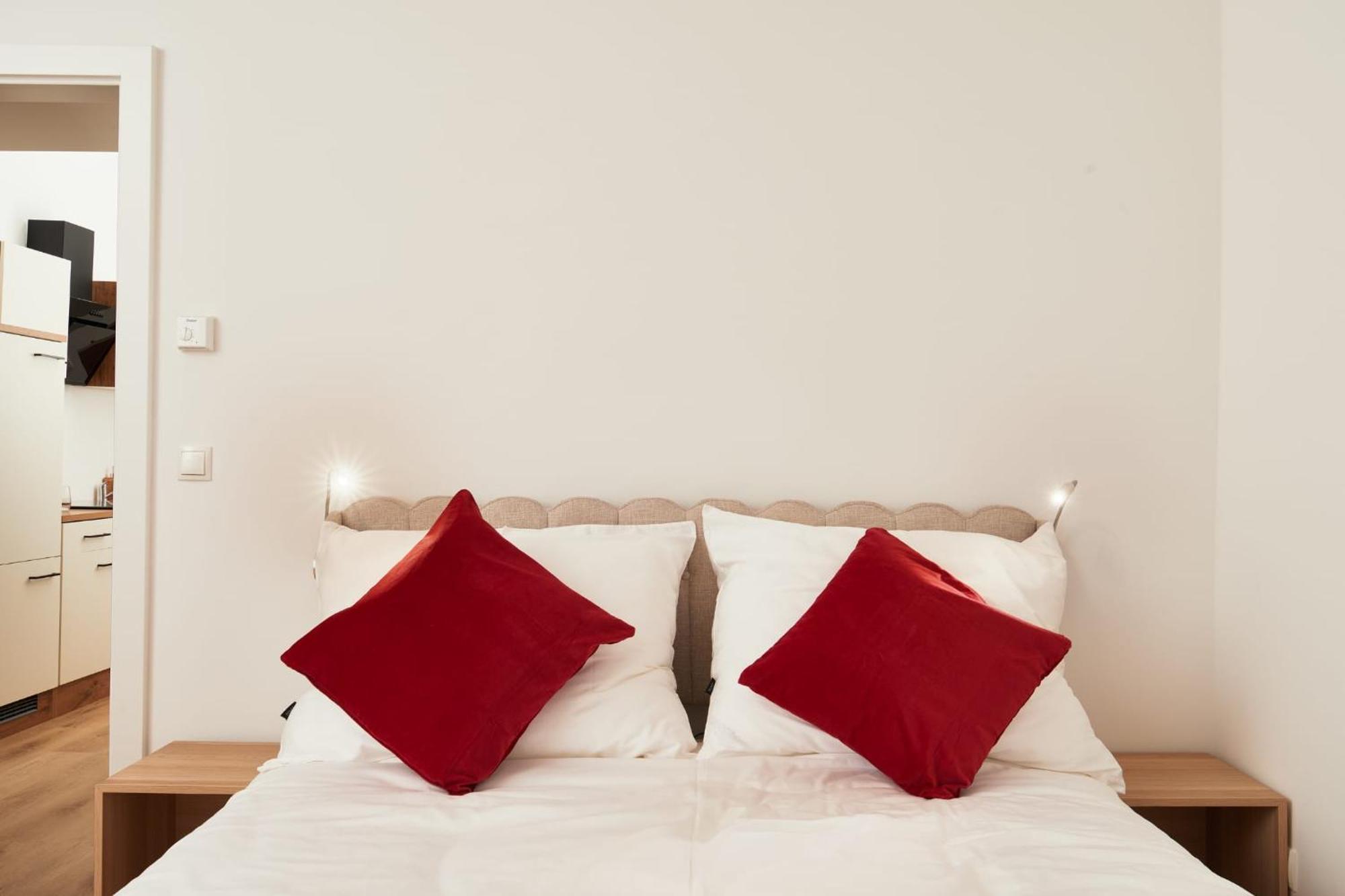 Malixa - Apartment In The Heart Of Vienna Next To Metro Luaran gambar